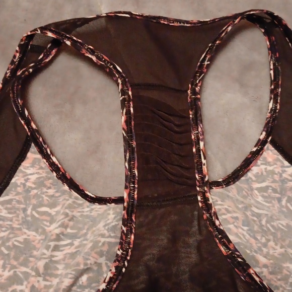 Lululemon Athletica Tank Top - Picture 5 of 11